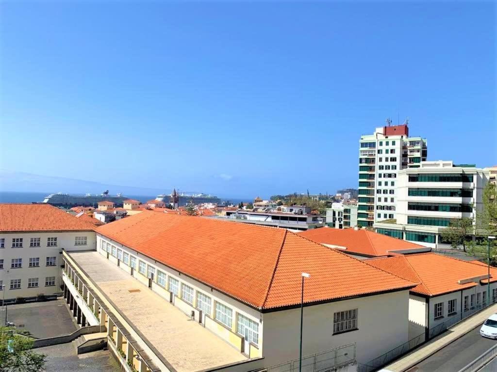 Madeira, 3 Bedroom Apartment With Ocean Views In Funchal Ngoại thất bức ảnh